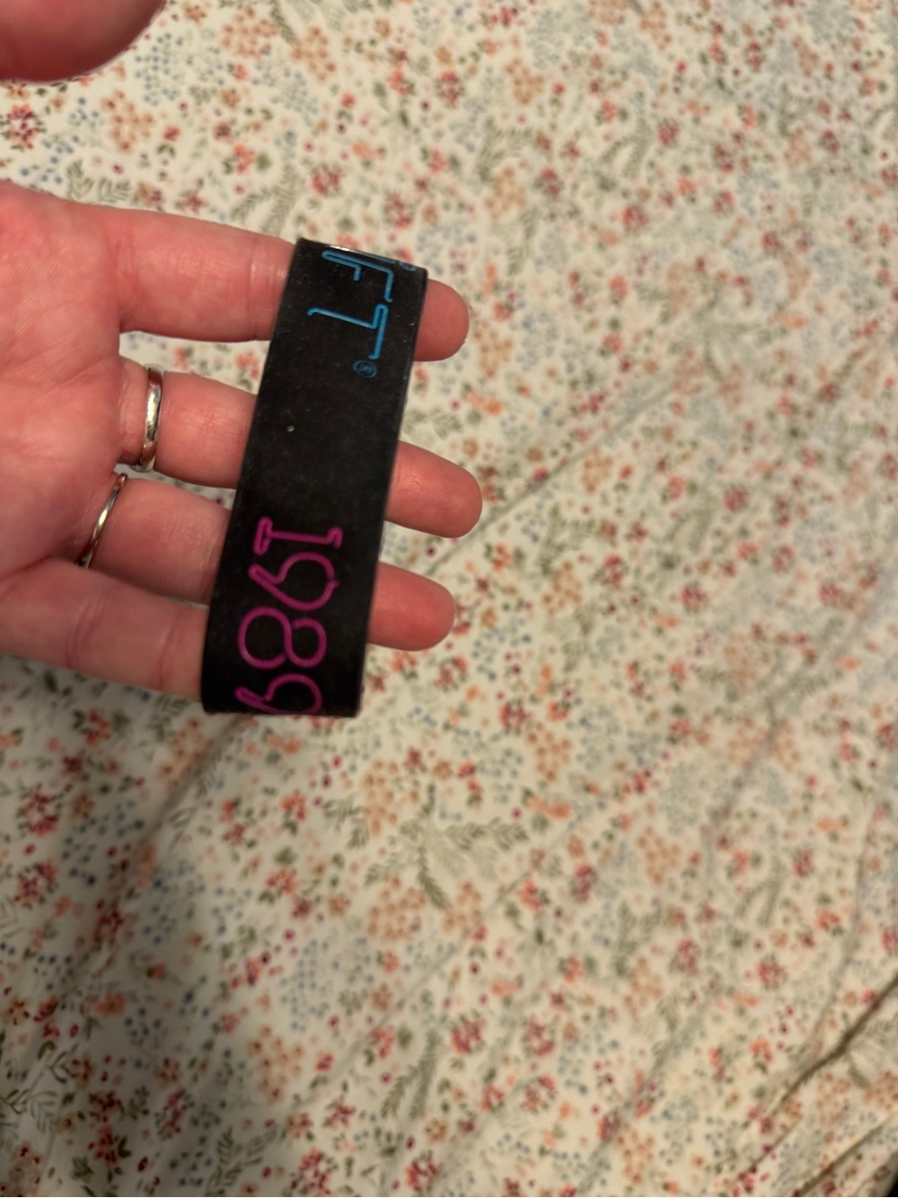 Taylor Swift Black Silicone Bracelet 1989